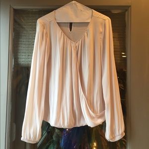 ASTR | Cream Long Sleeve Blouse